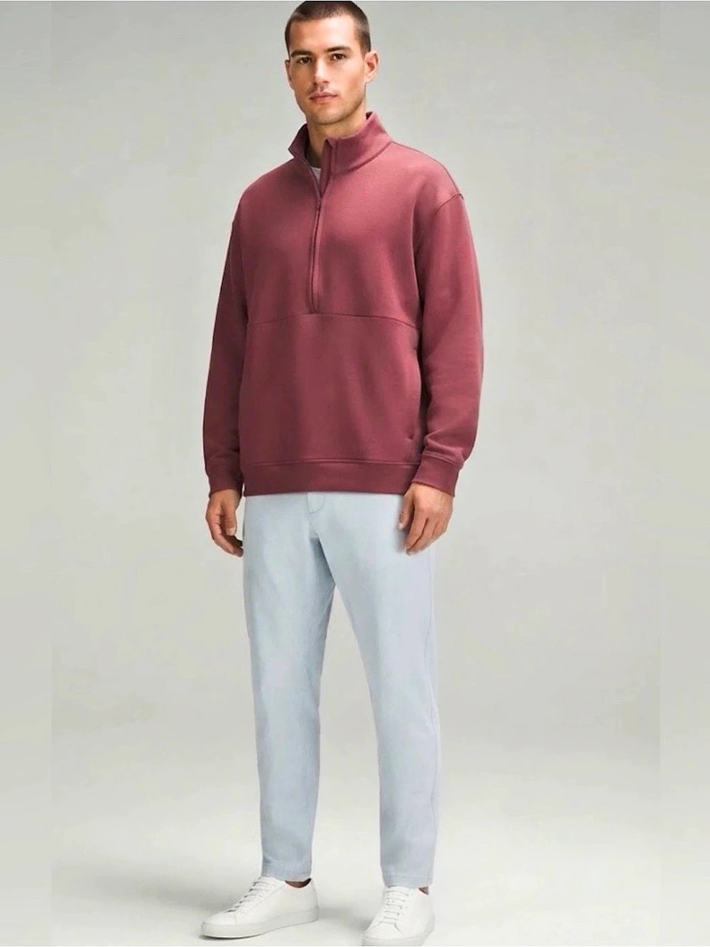 Nike 24.7 ImpossiblySoft
Men's Dri-FIT 1/2-Zip Top Size S NWT